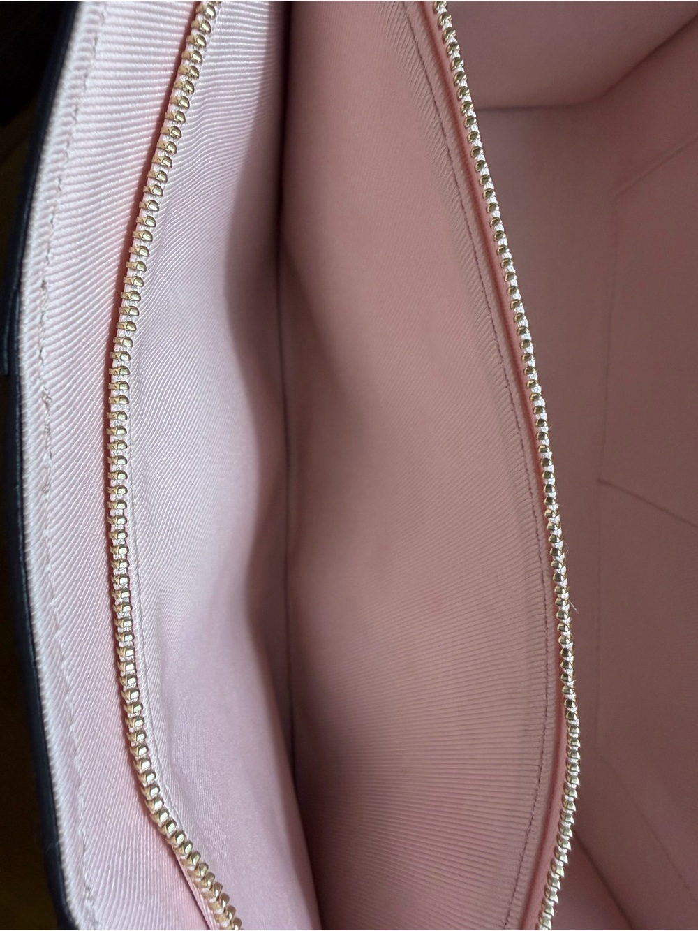Louis Vuitton Damier Bond Street Bag with Pink Leather Accent - Picture 9 of 16